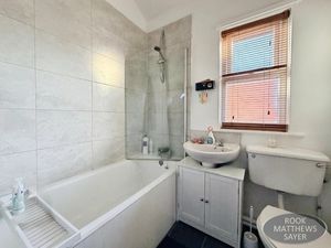 Photo 16- click for photo gallery